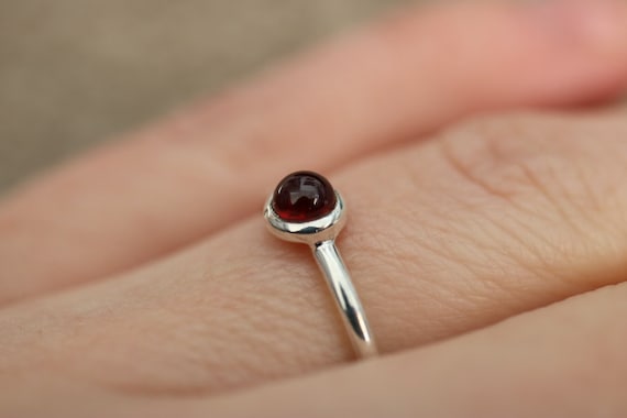 Garnet Ring | 925 Sterling Silver