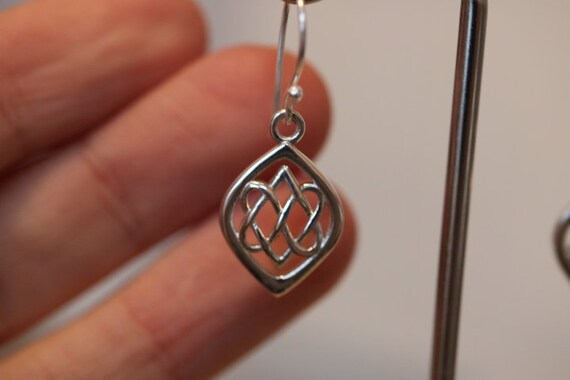 Celtic Knot Drop Earrings| Sterling Silver| Celtic Jewellery| Celtic Knot| Scottish Jewellery| Scotland| Edinburgh| Handmade