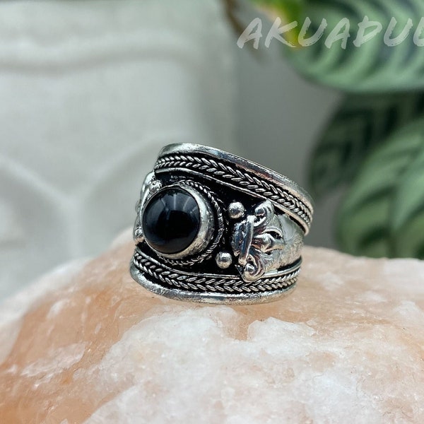 Black Stone Tibetan Ring / Hippie Boho Ring / Nepalese Ring / Ethnic black Ring / jewellery made in Nepal / Handmade Bohemian Ring