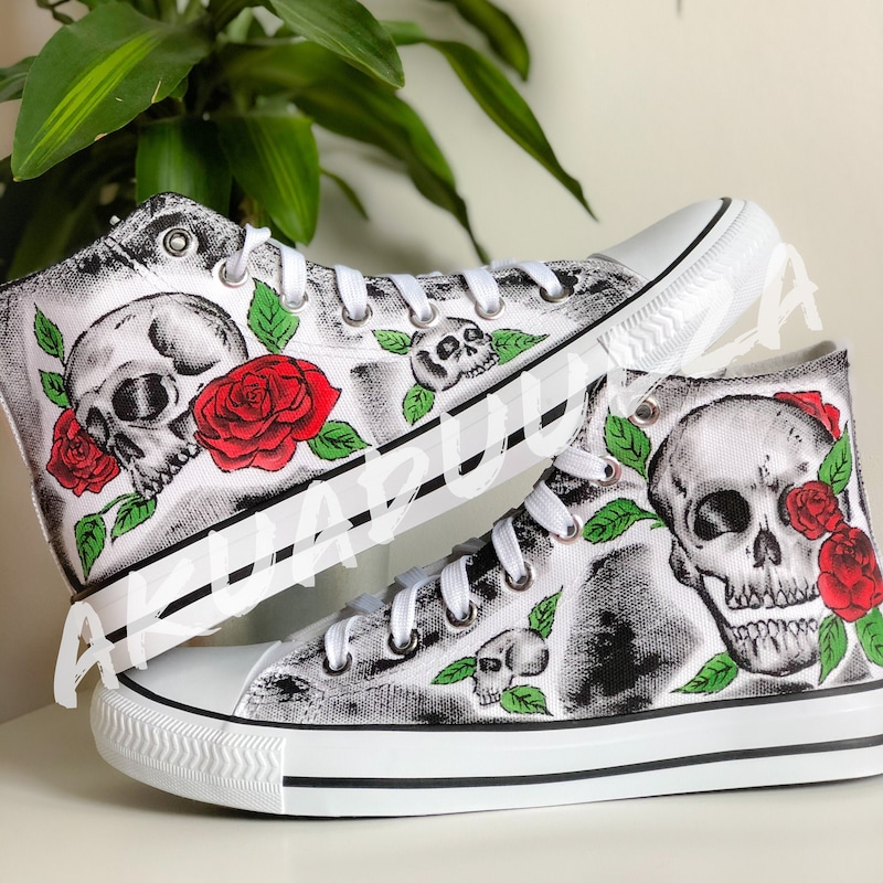 Rose Sugar Skull Skeleton Girly Floral Pattern Print Black Sneaker Shoes For Men Women main image 0