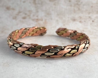 Brazalete trenzado de tres metales / Hecho en Nepal / Hippie Boho / Brazalete bohemio / Joyería tibetana del Himalaya / Brazalete de cobre