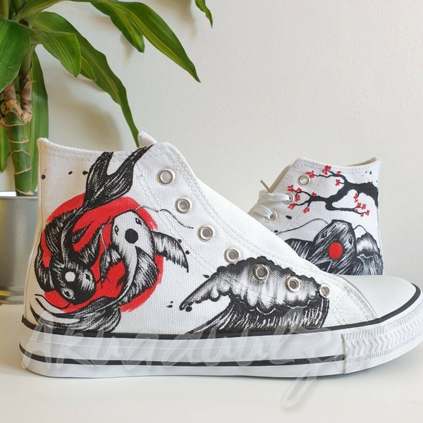 Japonais KOI FISH Chaussures peintes à la main / Yin Yang Carp Shoes / Cherry Blossom shoes / Art traditionnel japonais Koi