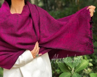 PURPLE Yak Wool Nepalese Scarf / Himalayan hand loomed Shawl / Large warm scarf / Hippie Boho soft Shawl / Meditation shawl