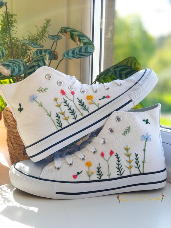 Total 44+ imagen embroidered shoes