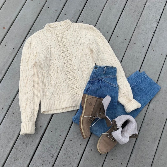 Vintage Hand Knit Oversized Chunky Sweater || Vint