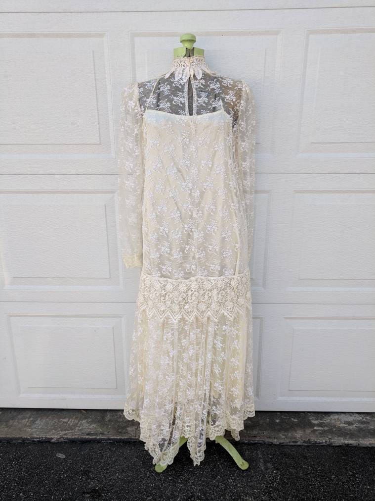 Vintage Cream Lace Full-length Wedding Dress 70's Boho Hippie Wedding ...