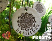1 herbal sign with stainless steel rod - frostproof - hand-potted ceramic - herbal plug plant plug garden plug round hand embossed