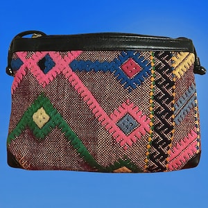 Kilim bag, Boho chic bag, Shoulder Pouch, Pochette, Handbag