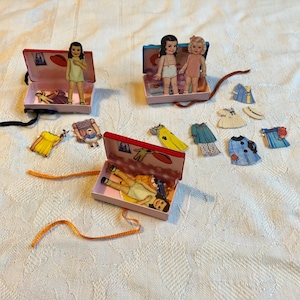 1.6 Scale Paper Dolls Presentation Box For Blythe Size Dolls