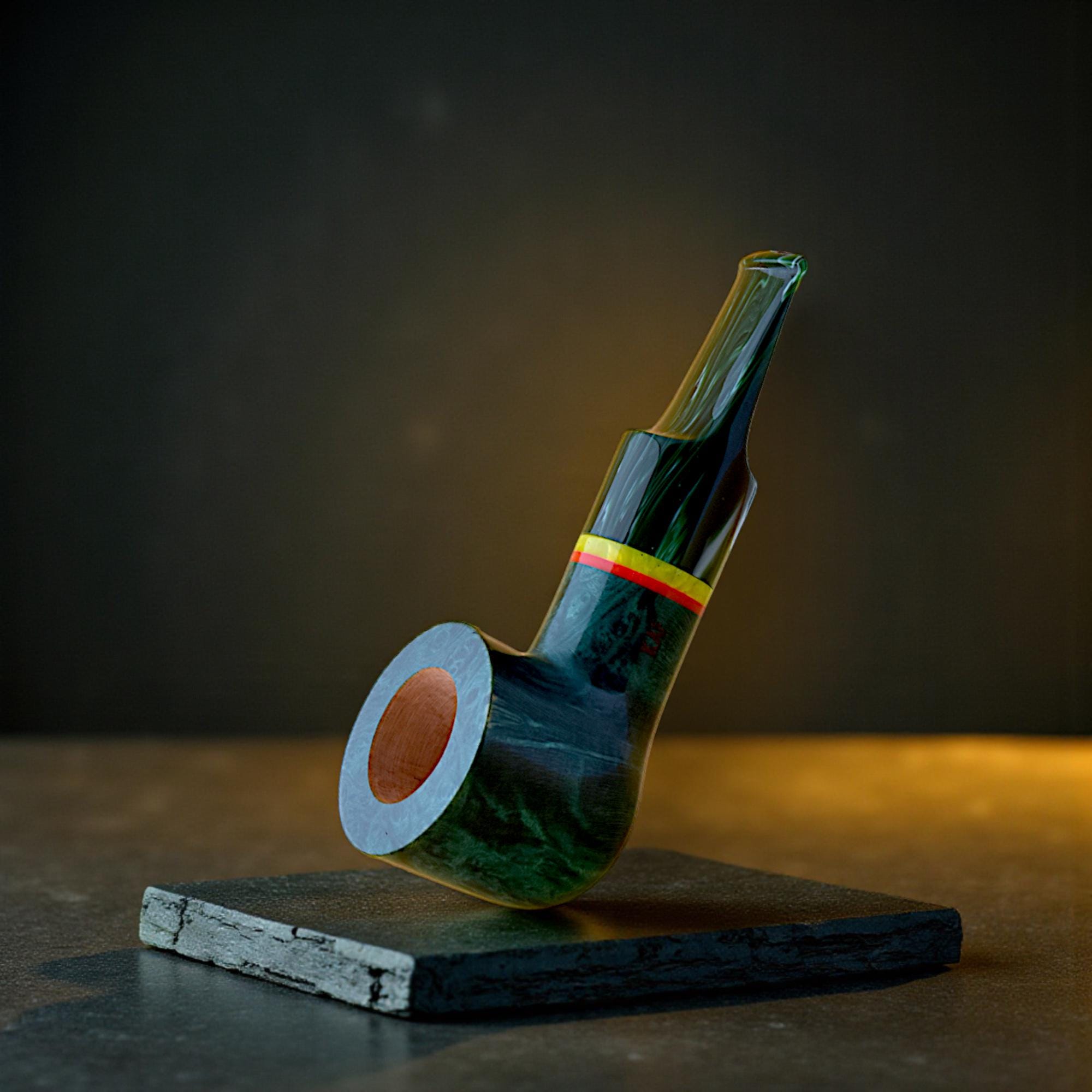 cigarette motorboat Cigarette 38 Top Gun, the Classic Boat that has become a cult