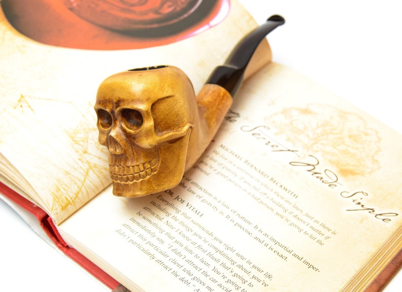 Hand carved pear wood Tobacco pipe Skull Wooden smoking bowl Gift for man Smoker Pirate pipe Gift for Goth Halloween pipe