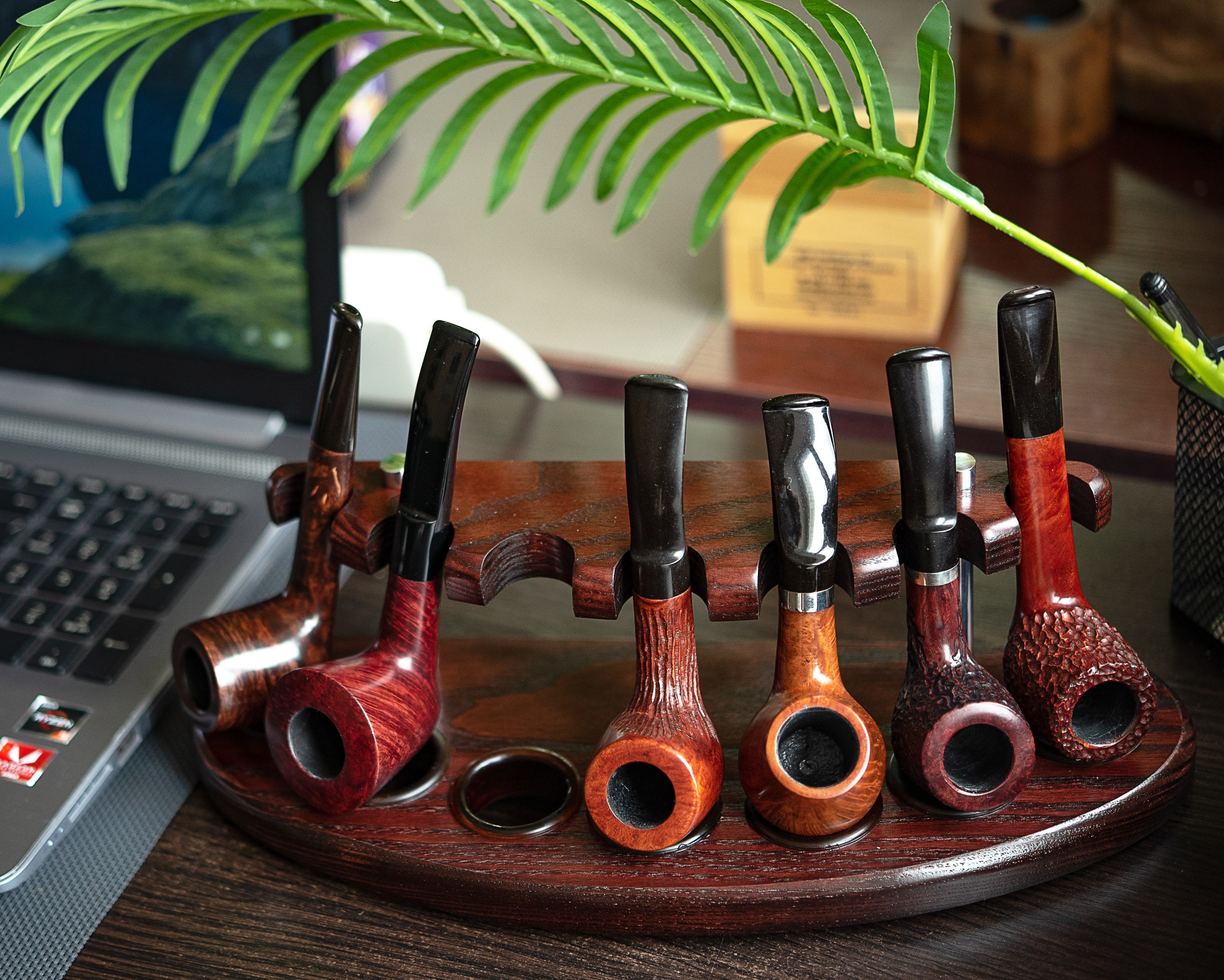 Discover Handcrafted Pipes & Fine Tobacco