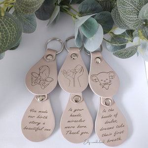 Pu Leather keyring Quote laser-engraved, gifts for midwives or students and doulas