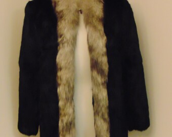 ヴィンテージ ラビットファーコート：フォックスファートリム付き
