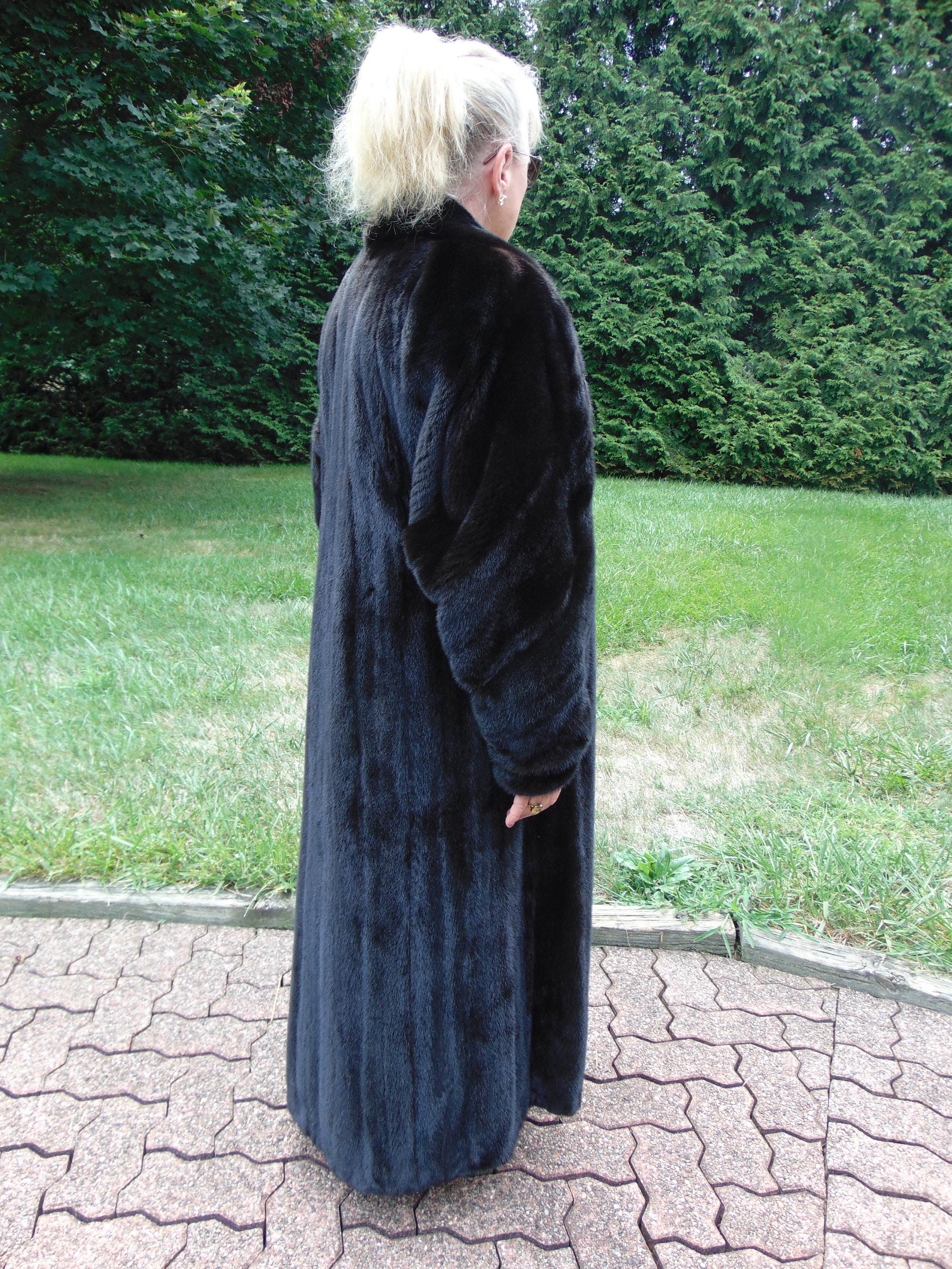Vintage Long Black Mink Fur Coat - Cosmo Furs - Etsy