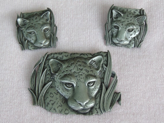 Leopard Brooch And Earring Set-1986 J J Pewter Je… - image 8