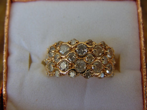10KTYG Two Carat Multi Diamond Stone Ring, Estate… - image 3