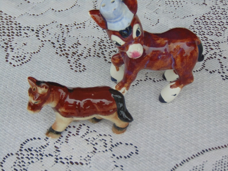 Vintage Kitchen Ware, Collectible Kitchen Ware 50s Salt /& Pepper Shaker Sets Fun For Country Kitchens Donkey Salt And Peppers