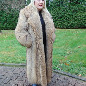 Finnish Raccoon Full Length Fur Coat-luxury Finnish Raccoon Fur Coat ...
