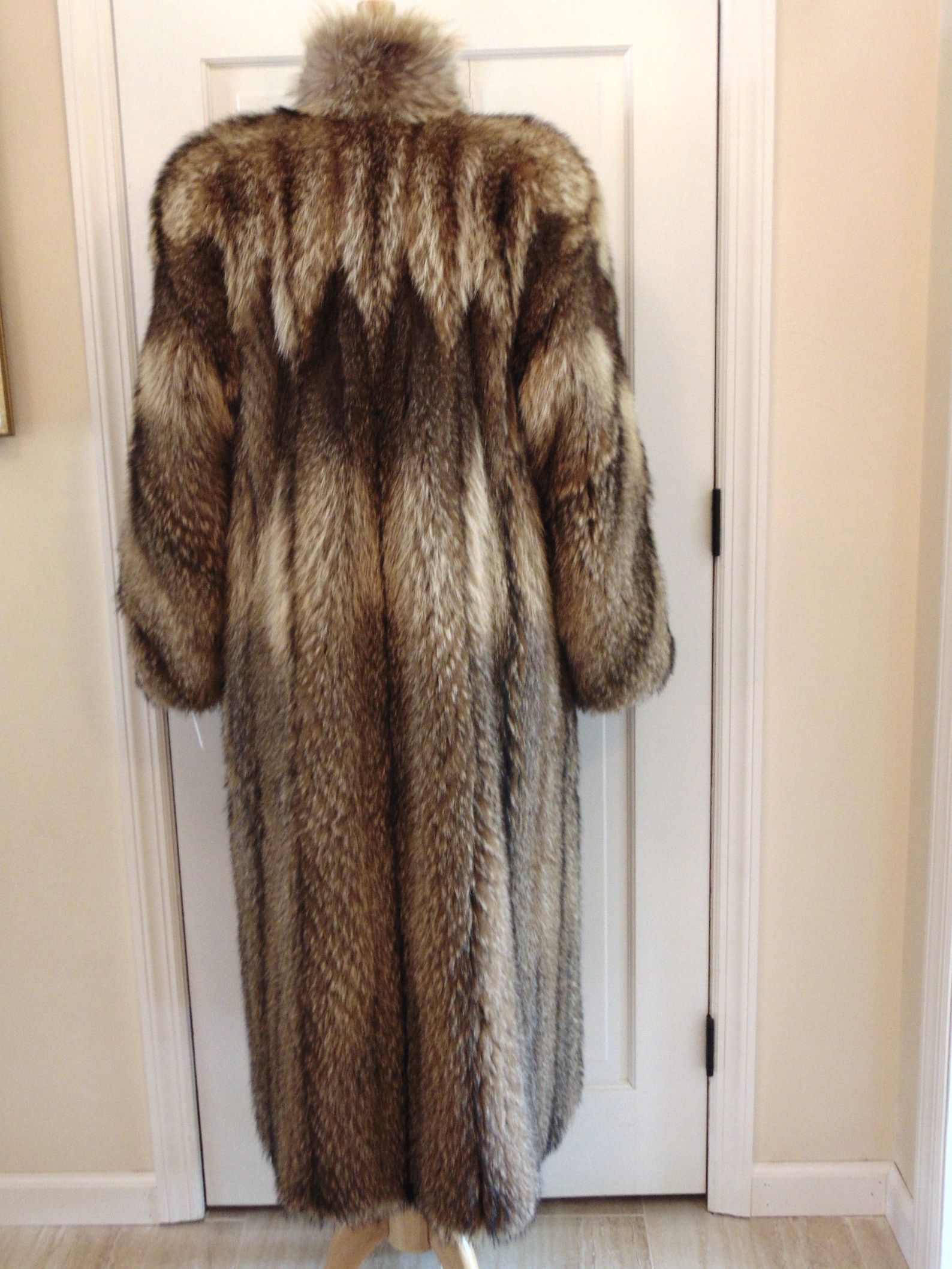 Raccoon Fur Coat-Tanuki Fur Coat-Full Length Raccoon Fur | Etsy