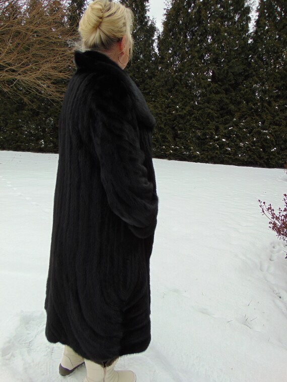 Black Ranch Mink Fur, Preloved Mink Coat, Full Le… - image 1