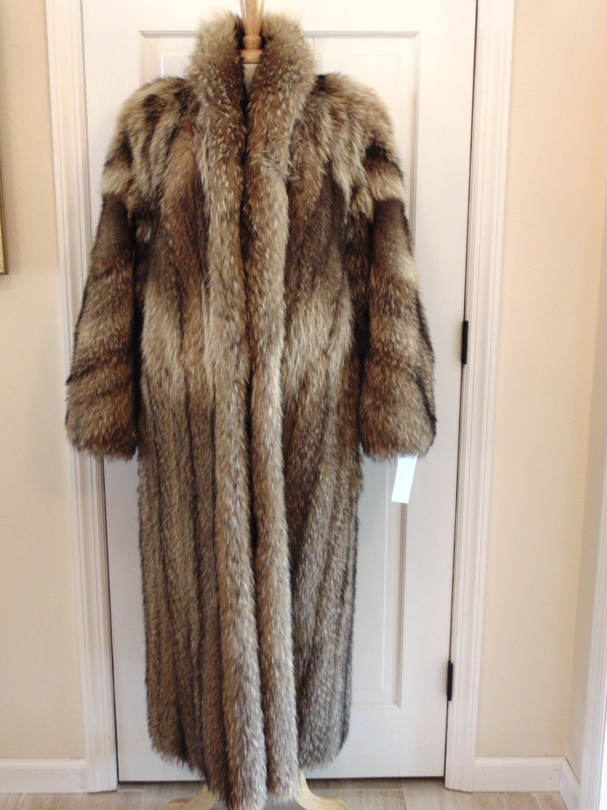 Raccoon Fur Coat-Tanuki Fur Coat-Full Length Raccoon Fur | Etsy