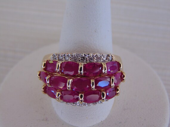 Vintage 10K Gold Ruby Diamond Ring - Size 7 1/4 - image 7