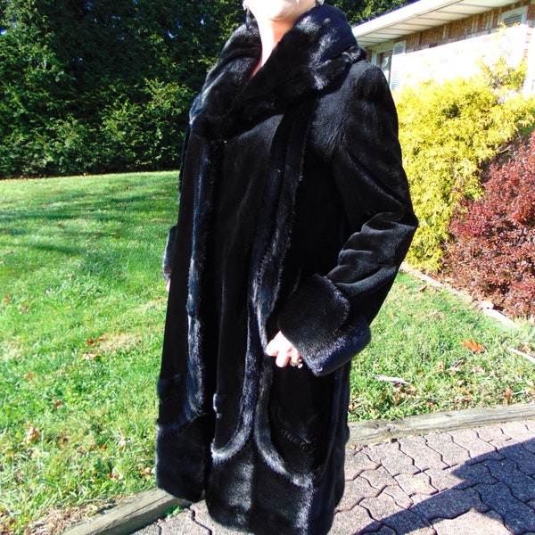 Ladies Real Mink Fur Coat SZ 12.-Black Sheared Mink Jacket-Size 12 Sheared Mink Coat-Mink Coat For Dinners,Operas,Traveling,Gallery Openings