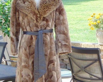 Ladies Sheared Beaver Sections Fur Natural Raccoon Collar