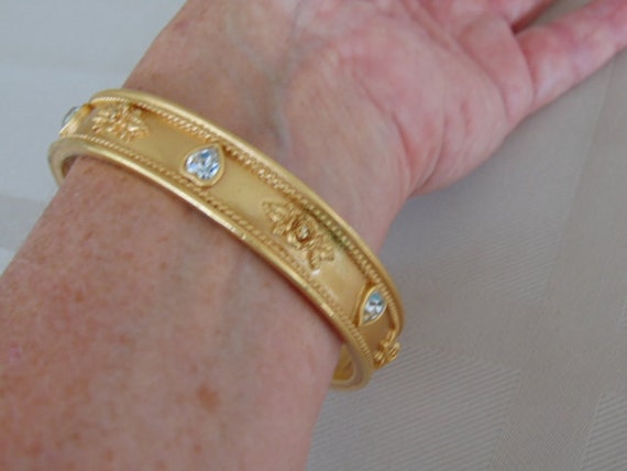 Vintage Gold Bangle Bracelet-Wedding Love Blooms … - image 9