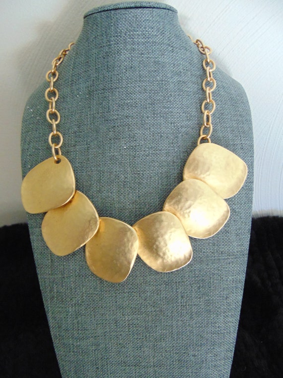 Vintage KJL Gold-Tone Necklace & Earring Set - Ru… - image 2