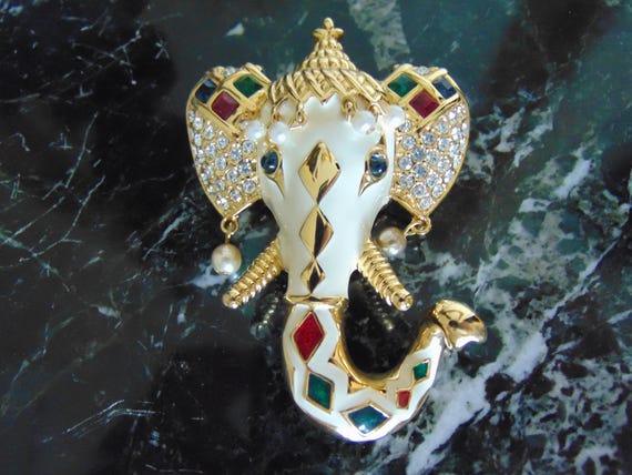 Vintage KJL Elephant Brooch: Kenneth Jay Lane Sta… - image 8