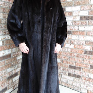 Natürlicher schwarzer Nerzpelzmantel, Nachlass Nerzpelzmantel, Preloved Nerzmantel, Vintage Nerzmantel, Nerzpelz in voller Länge, schwarzer Luxus Nerzmantel, Pelz