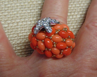 Kenneth Jay Lane Neptune Starfish Size 6-Ladies KJL Coral Crystal Starfish Ring-Preloved Vintage KJL Tropical Ring-Rings For Beach Vacations