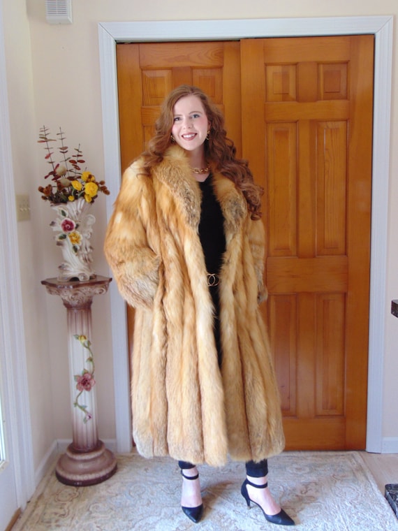 Woman's Crystal Fox Fur Jacket - Estate Furs