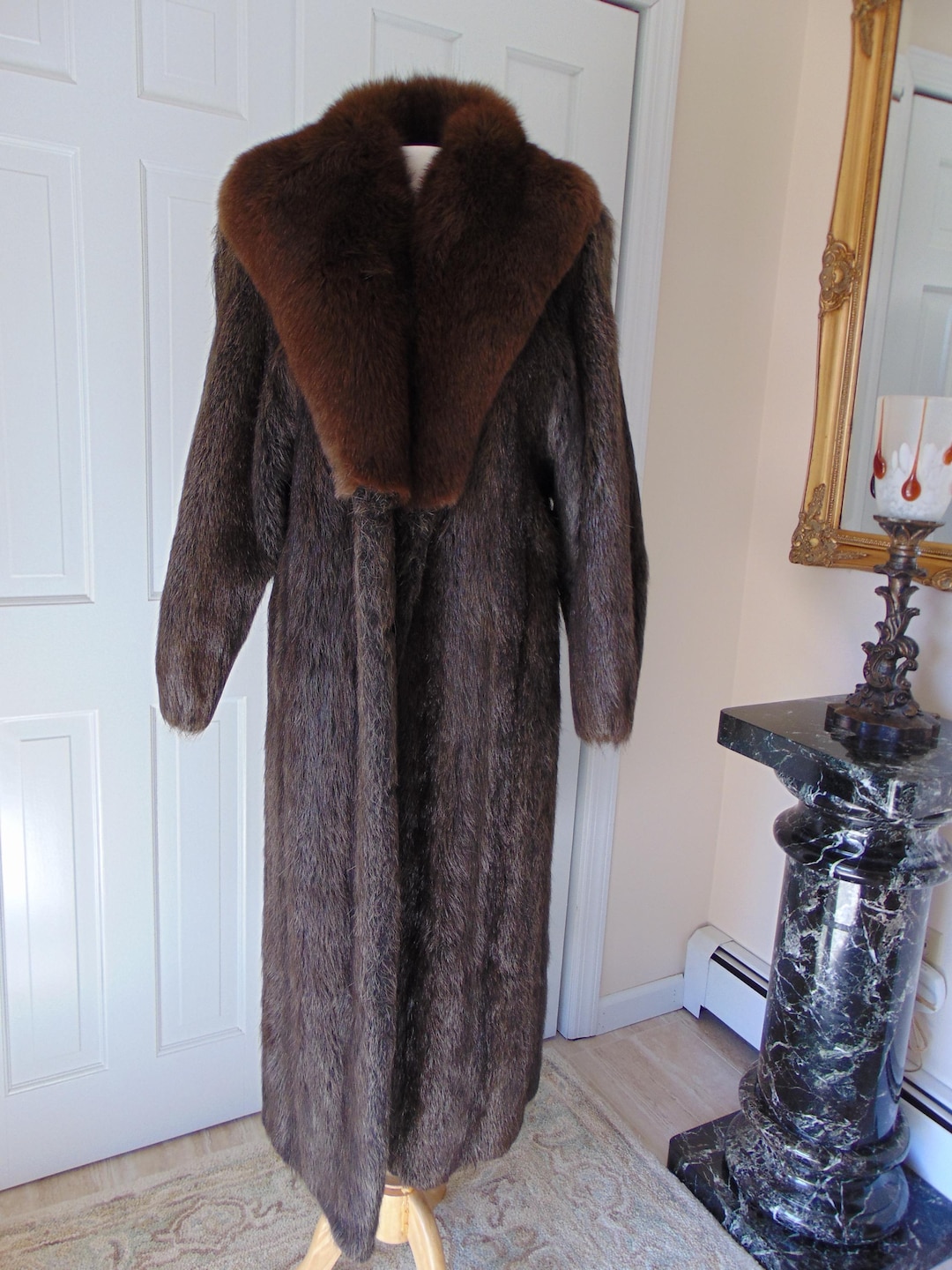 毛皮ロングコート　ヌートリア ヴィンテージ フルレングス ヌートリア ファーコート、フォックス