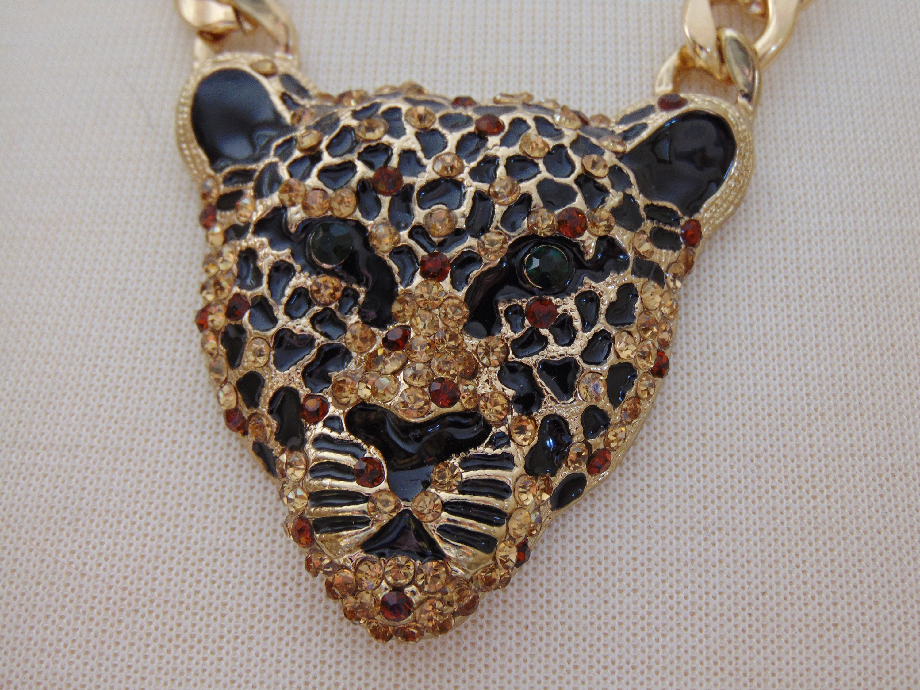 Black panther necklace for cats hotsell