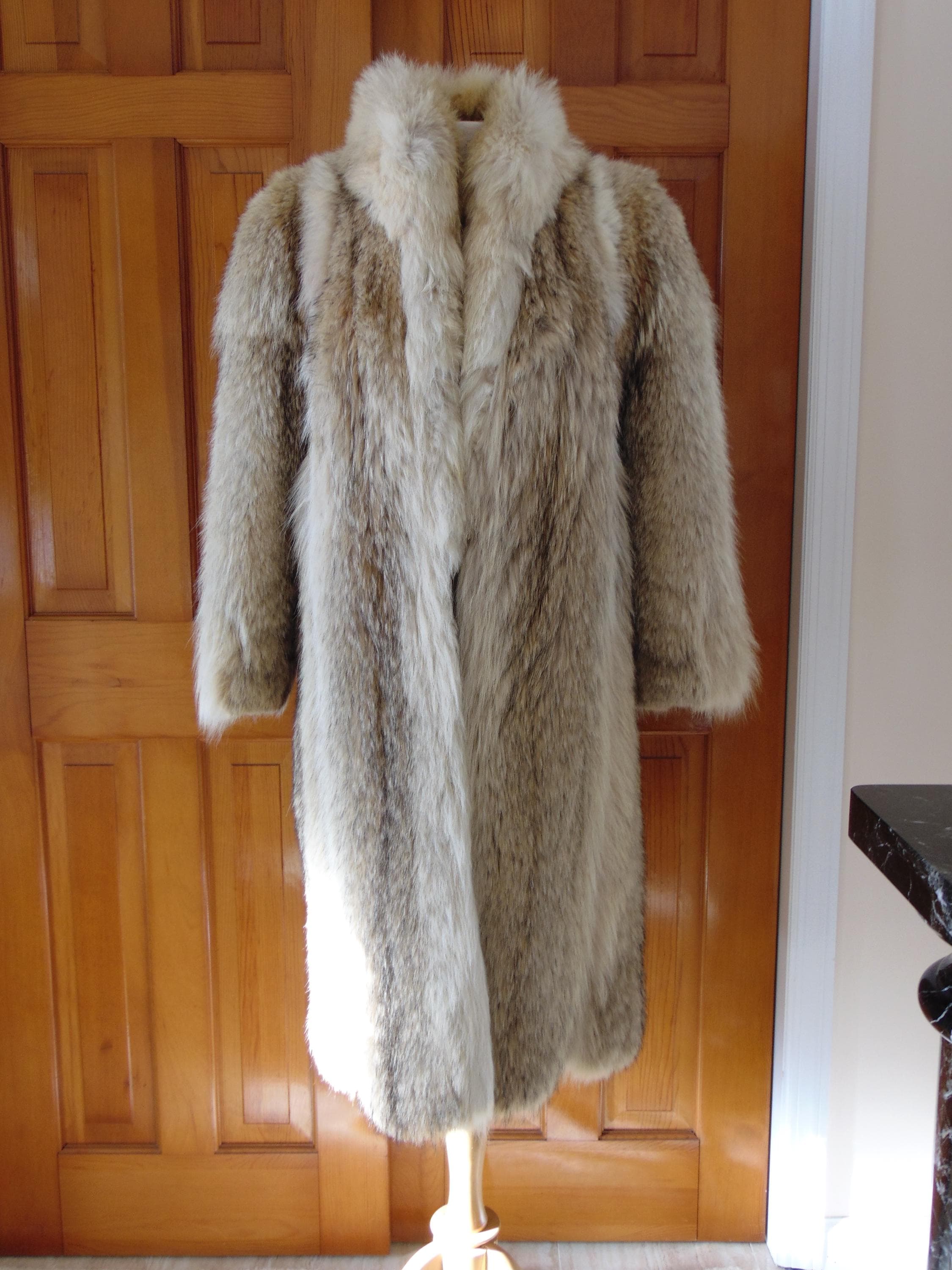 00s lamb oil leather coyote fur jacket