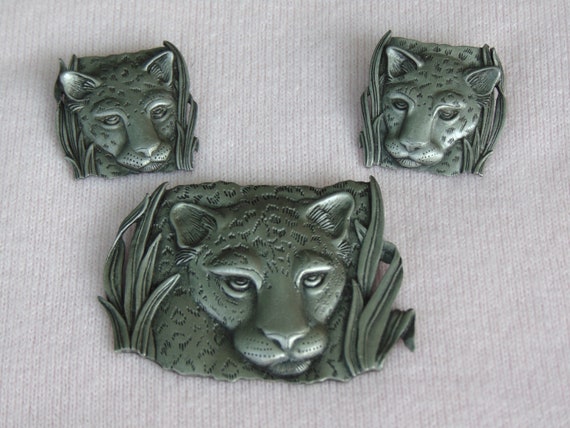 Leopard Brooch And Earring Set-1986 J J Pewter Je… - image 2