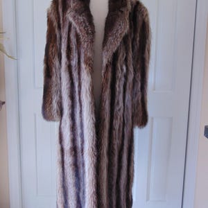 Natural Raccoon Fur Coat, Genuine Raccoon Fur Coats, Unisex Raccoon Furs, Ladies Raccoon Fur, Vintage Raccoon Fur Coat, Preloved Raccoon Fur