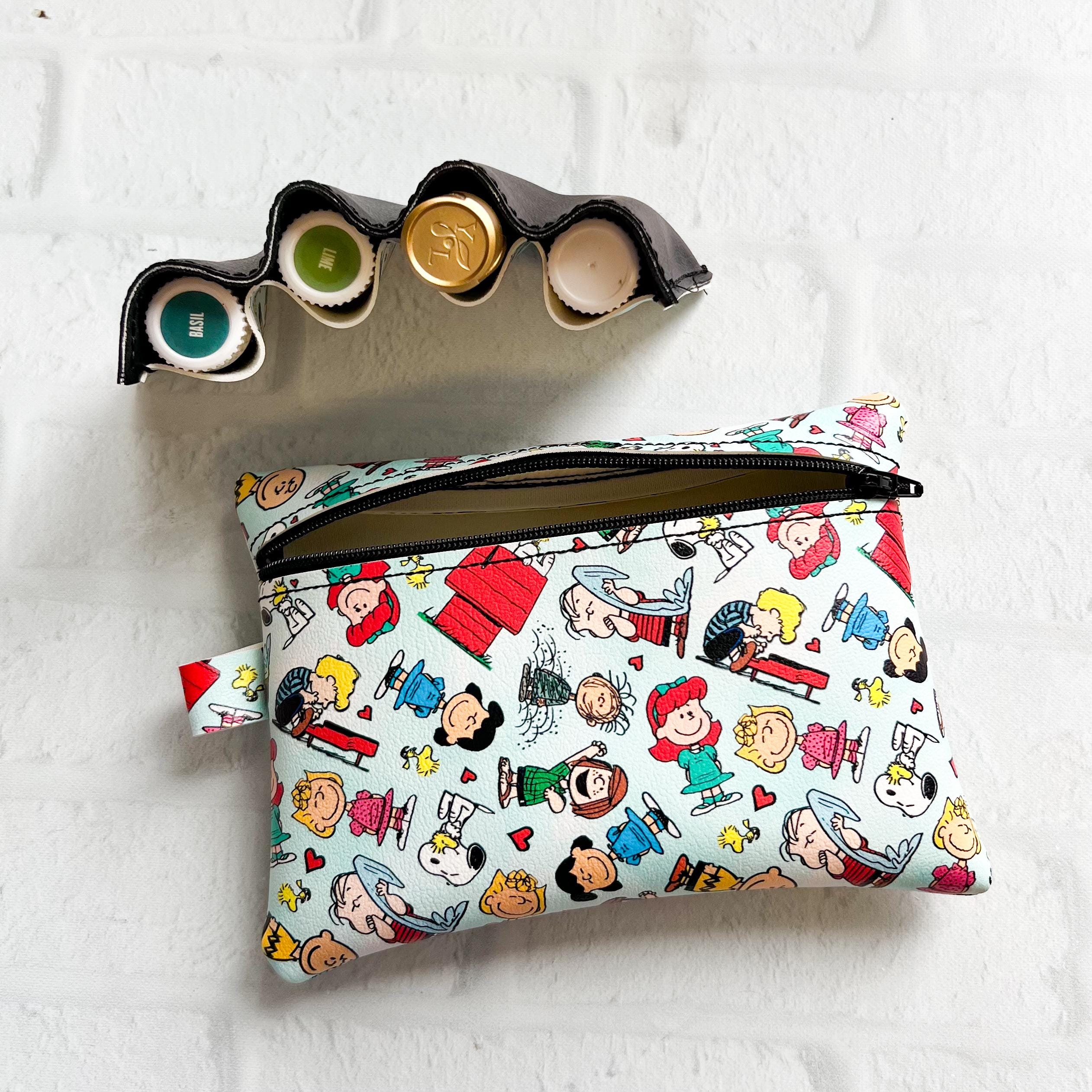 Charlie's Friends Essential Oil Travel Case Zipper Bag,White Beagle Dog Vegan Leather Wristlet Clutch, Essential Oil Holder Gifts Under 20