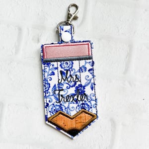 Porte-crayon en porcelaine bleue, Étiquette de sac personnalisée, Porte-badge d'identité personnalisé, Porte-cartes d'identité vertical, Tour de cou, Cadeaux pour professeur de moins de 20 ans