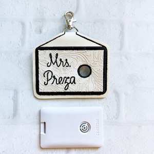 Porte-cartes d'identité avec alarme en relief noir et crème,Étiquette de sac avec alarme,Étui horizontal pour cartes d'identité avec alarme,Accessoire pour cordon,Cadeaux pour enseignants de moins de 20 ans, Porte-clés d'identité