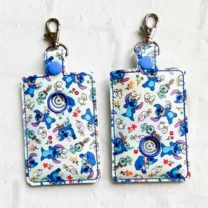 Support d'identification d'alarme bleu Alien Centegix, étiquette de sac d'alarme, porte-cartes d'identité vertical avec alarme, accessoire de tour de cou, cadeau pour enseignant, cadeaux de moins de 20 ans, porte-clés d'identité