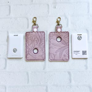 Porte-cartes d'identité avec alarme en relief floral Moment Moment, Porte-cartes d'identité vertical Centegix, Accessoire pour étiquette de sac avec cordon, Cadeaux pour enseignants de moins de 20 ans, Porte-clés d'identité