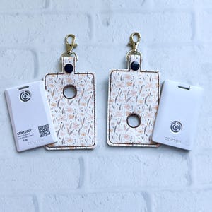 Porte-carte d'identité alarme fleurs sauvages rose poudré, étiquette de sac d'alarme, porte-cartes d'identité vertical Centegix, tour de cou, cadeaux pour enseignant de moins de 20 ans, porte-clés d'identité