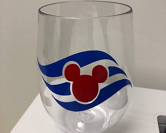 Disney Cruise Wine Glass/DCL LOGO Wine Glasses /Disney Fish Extender  Gifts/Disney Mom/Disney Gift/Disney Wine/Stemless Wine Glass/Cabin Gift