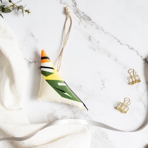Bird Hanging Decorations - Single Birds 12 designs