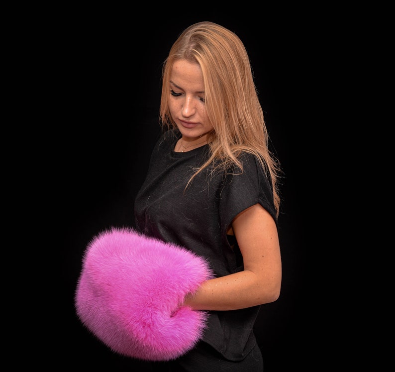 pink hand muff