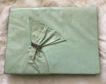 SIDONIE LARIZZI Paris Light Green Leather Vintage 1980's Purse Clutch